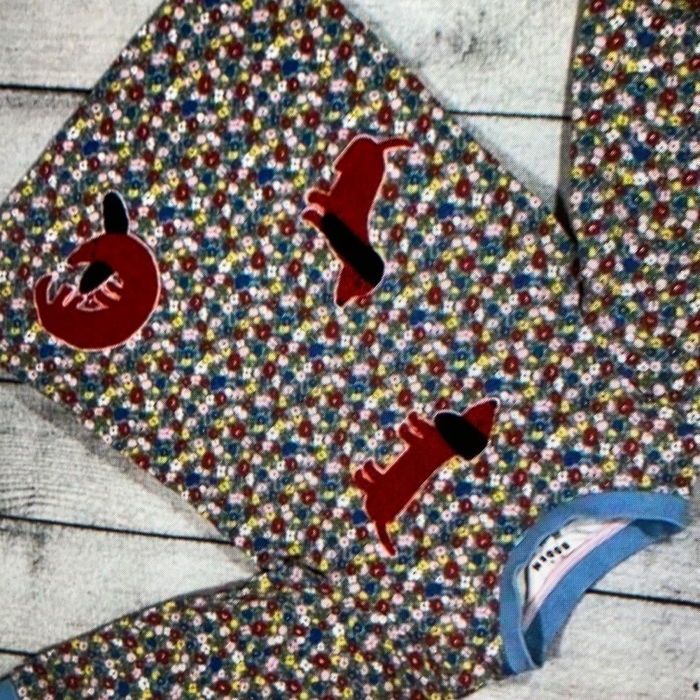 Floral ground design kid’s blouse